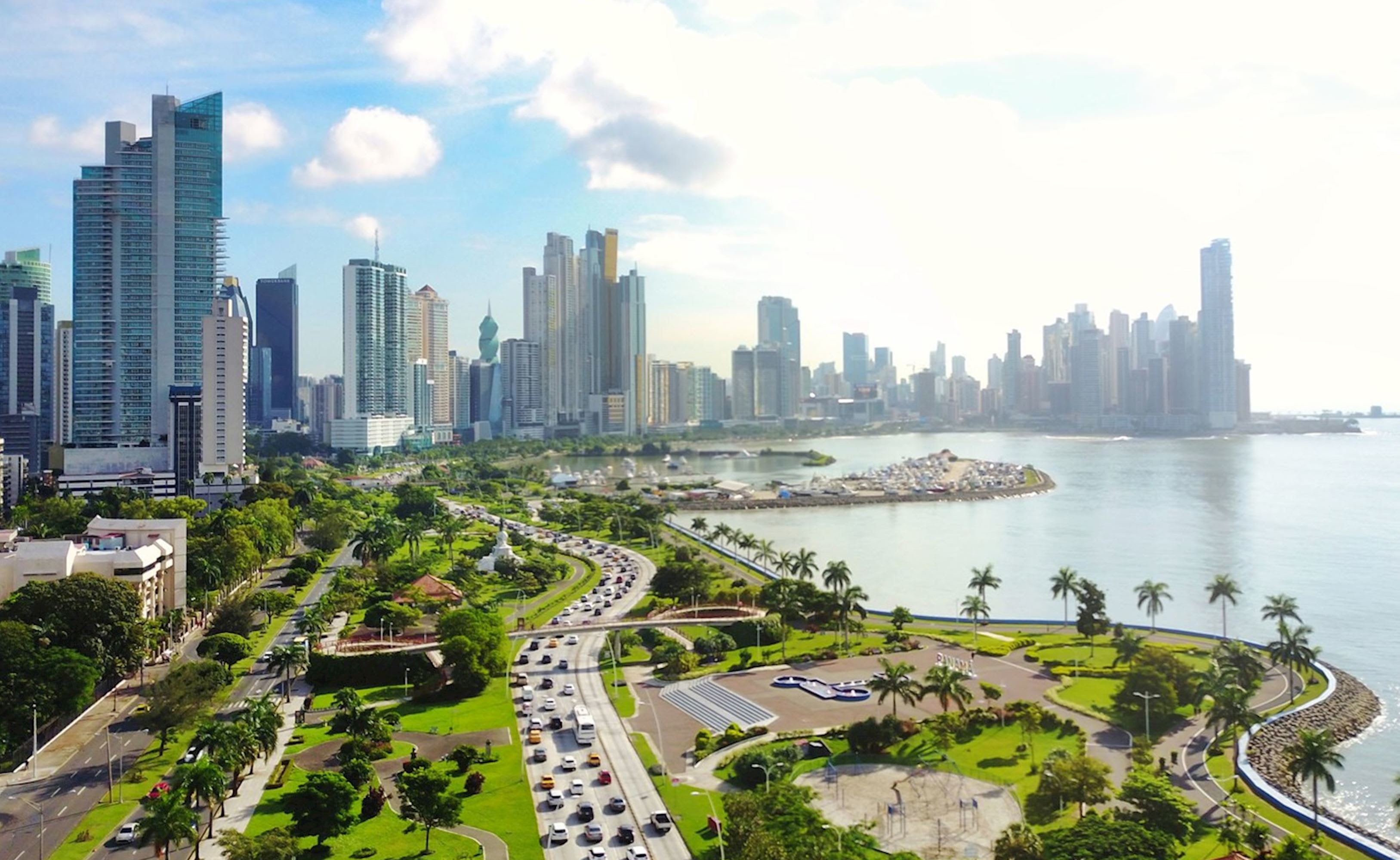 16020714-aerial-view-of-panama-city