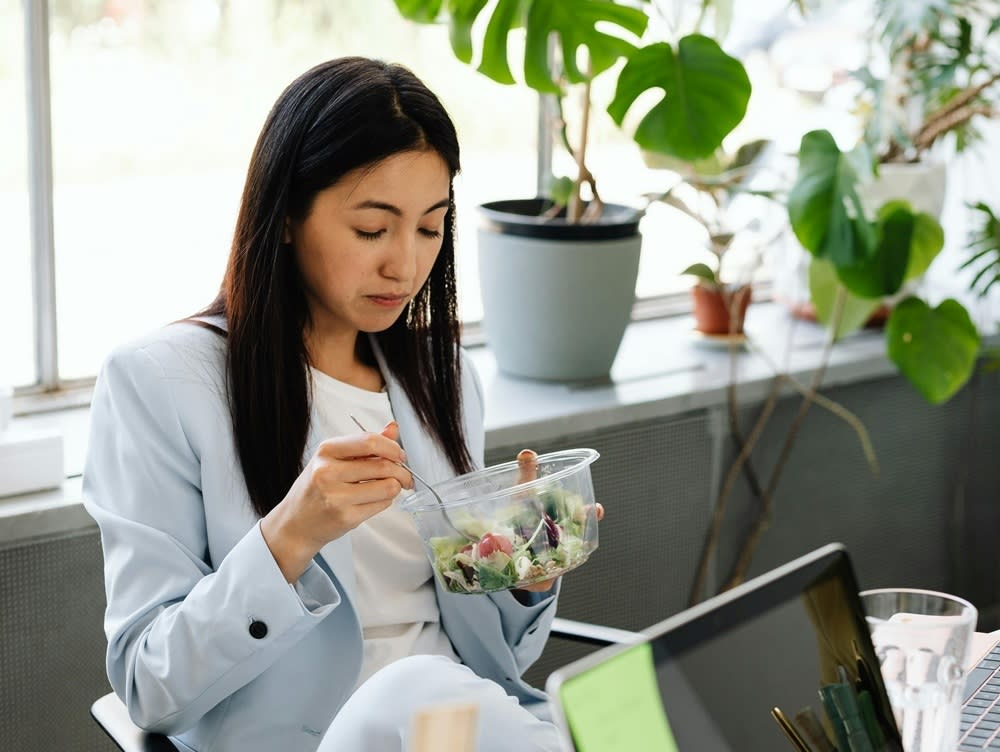 pexels-karola-g-8547605