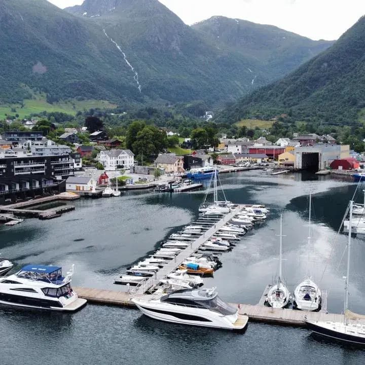 rosendal-hamn-0nk813-1200