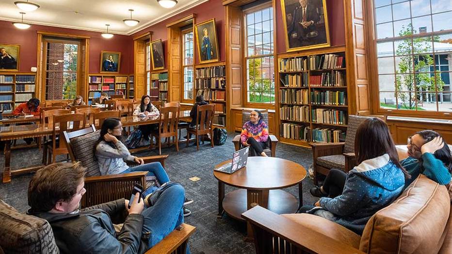 Image-Grid-with-Carousel_Denison-Doane-Library-Common-Space_0