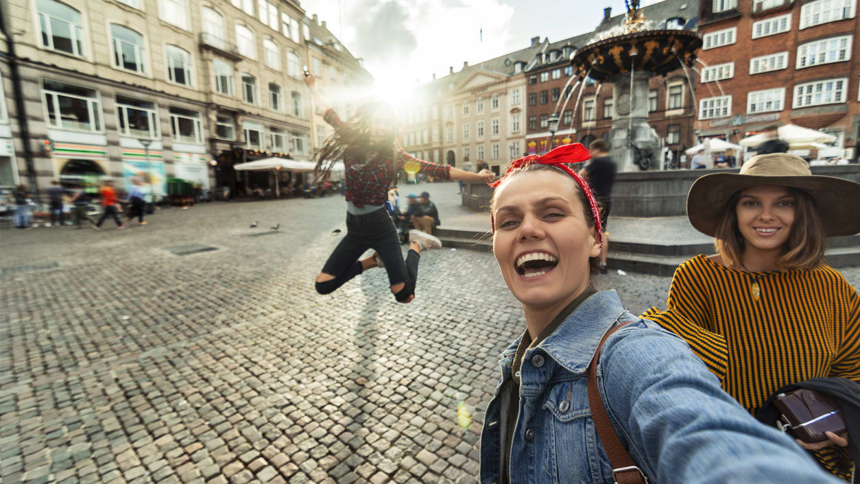 iStock-1037313126