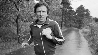 Jim Fixx complete book of running