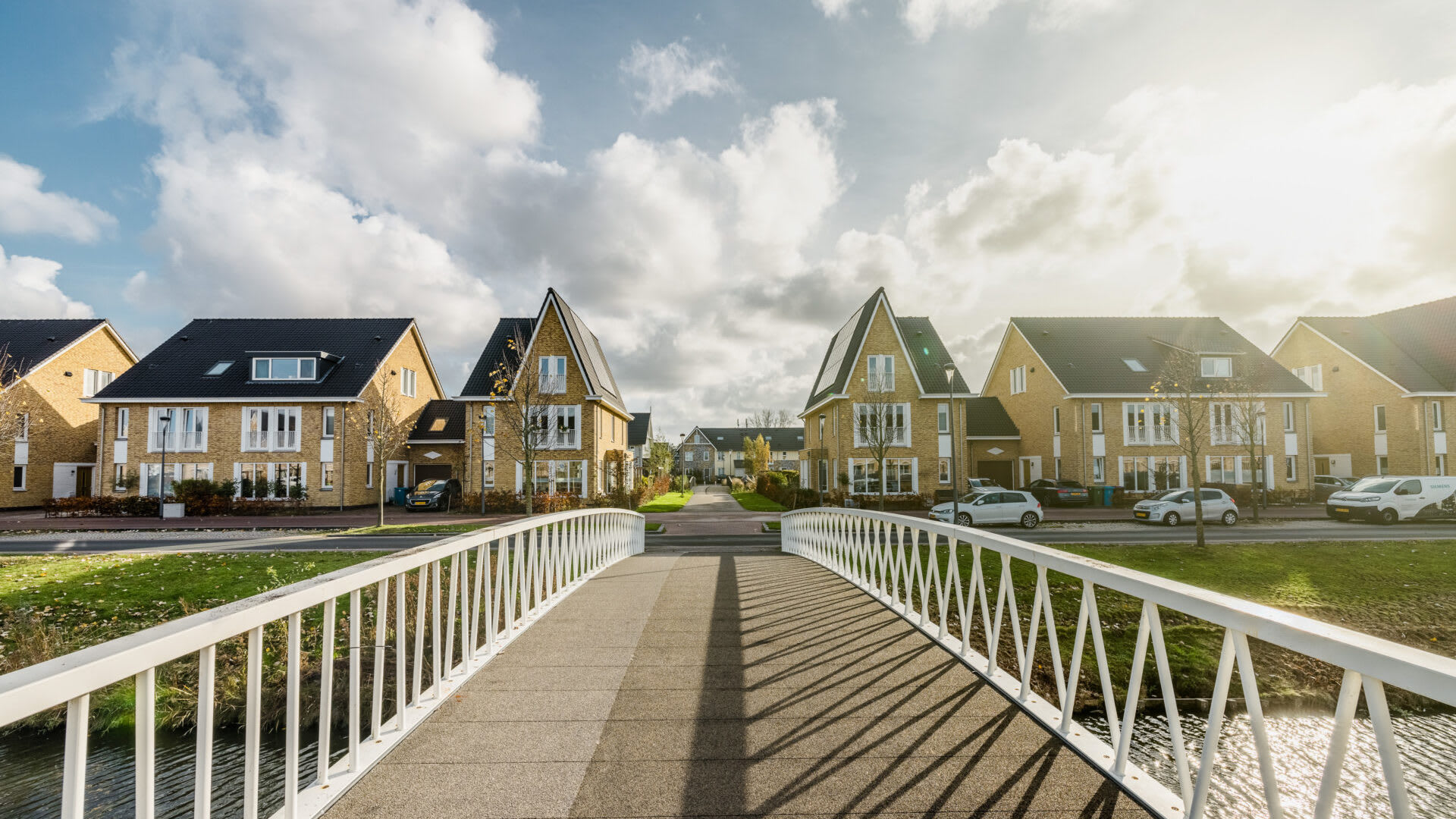 REEM_211117_7828-1920x1281