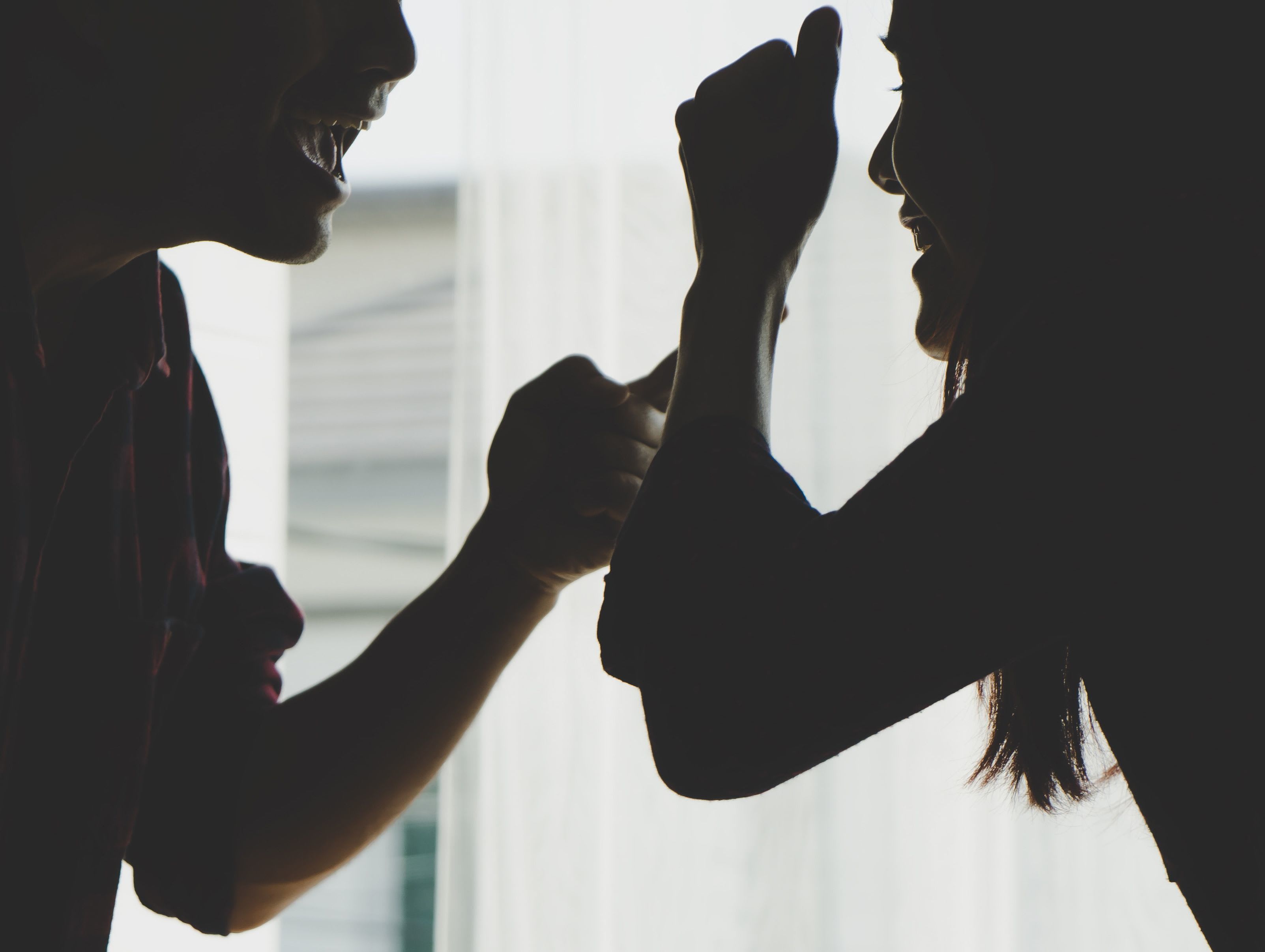 220708143656-02-stop-lashing-out-wellness-stock
