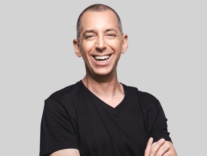 מיכה לובטון