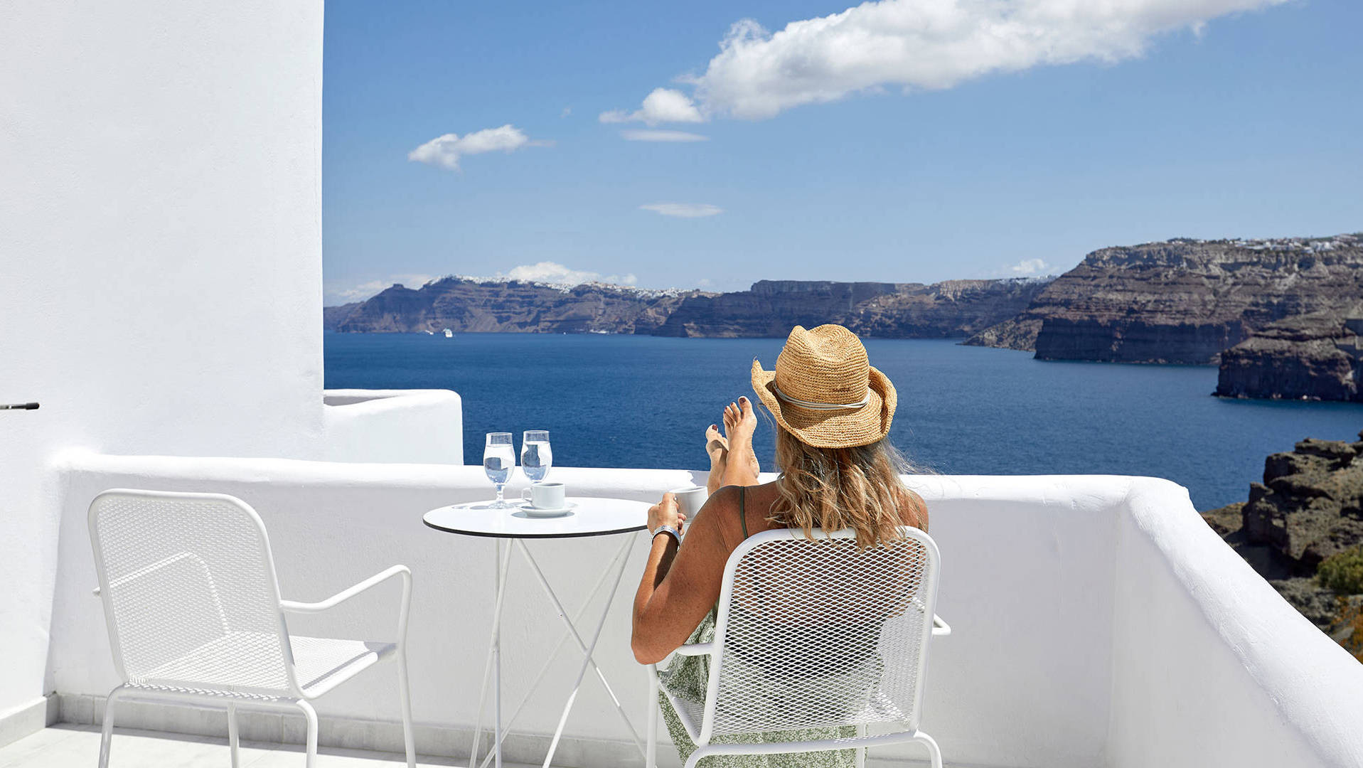 santorini-view-hotel-standard-room-balcony-sea-view-13