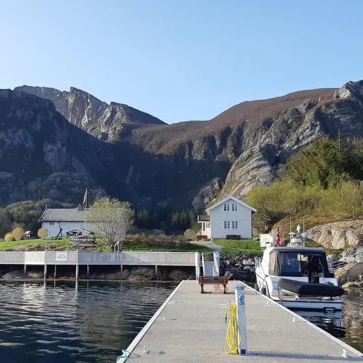 klokkergarden-marina-rodoy-7zfnvl-1200