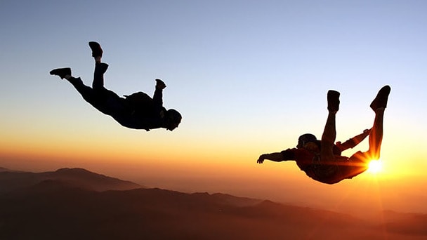 skydiving-in-the-great-smoky-mountains-pigeon-forge