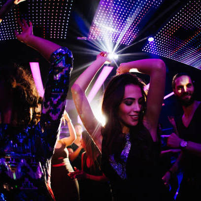 young-women-loves-dancing-with-friends-in-the-club