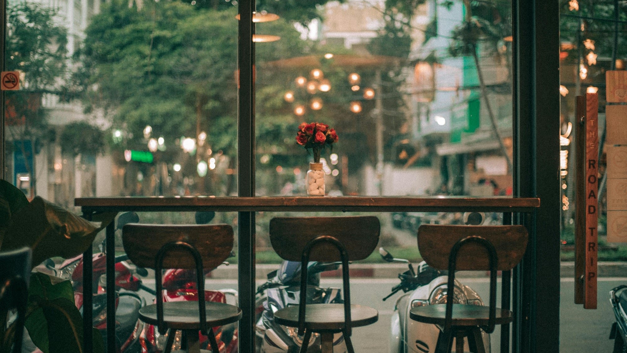 pexels-donghuangmingde-3262277