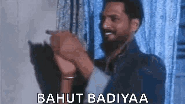 nana-patekar-clap