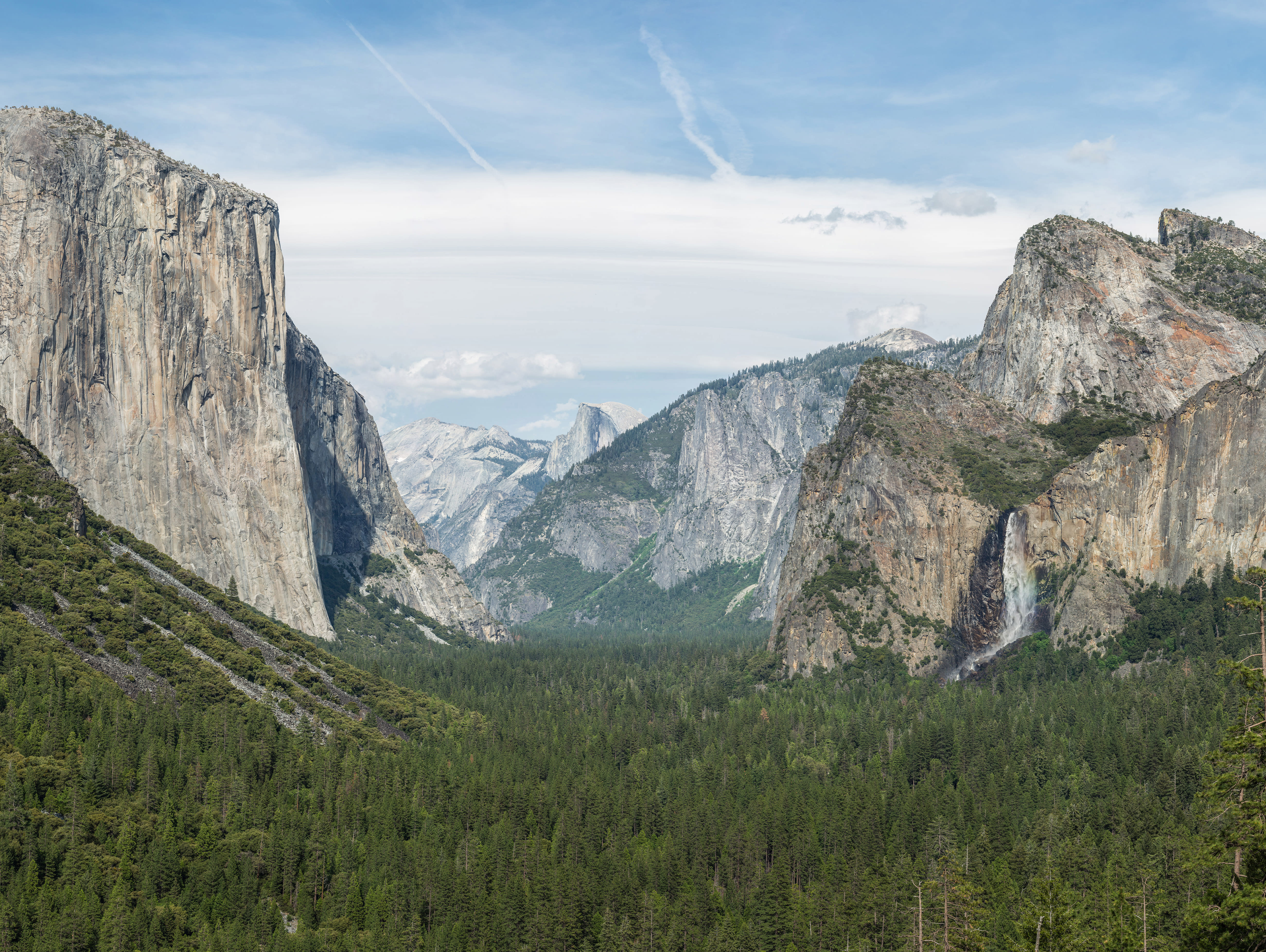 Tunnel_View%2C_Yosemite_Valley%2C_Yosemite_NP_-_Diliff