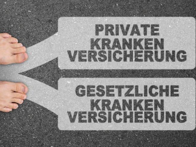 Private%20gesetzliche%20Krankenkasse%20WoGi%20AdobeStock_102171821%20GemRed