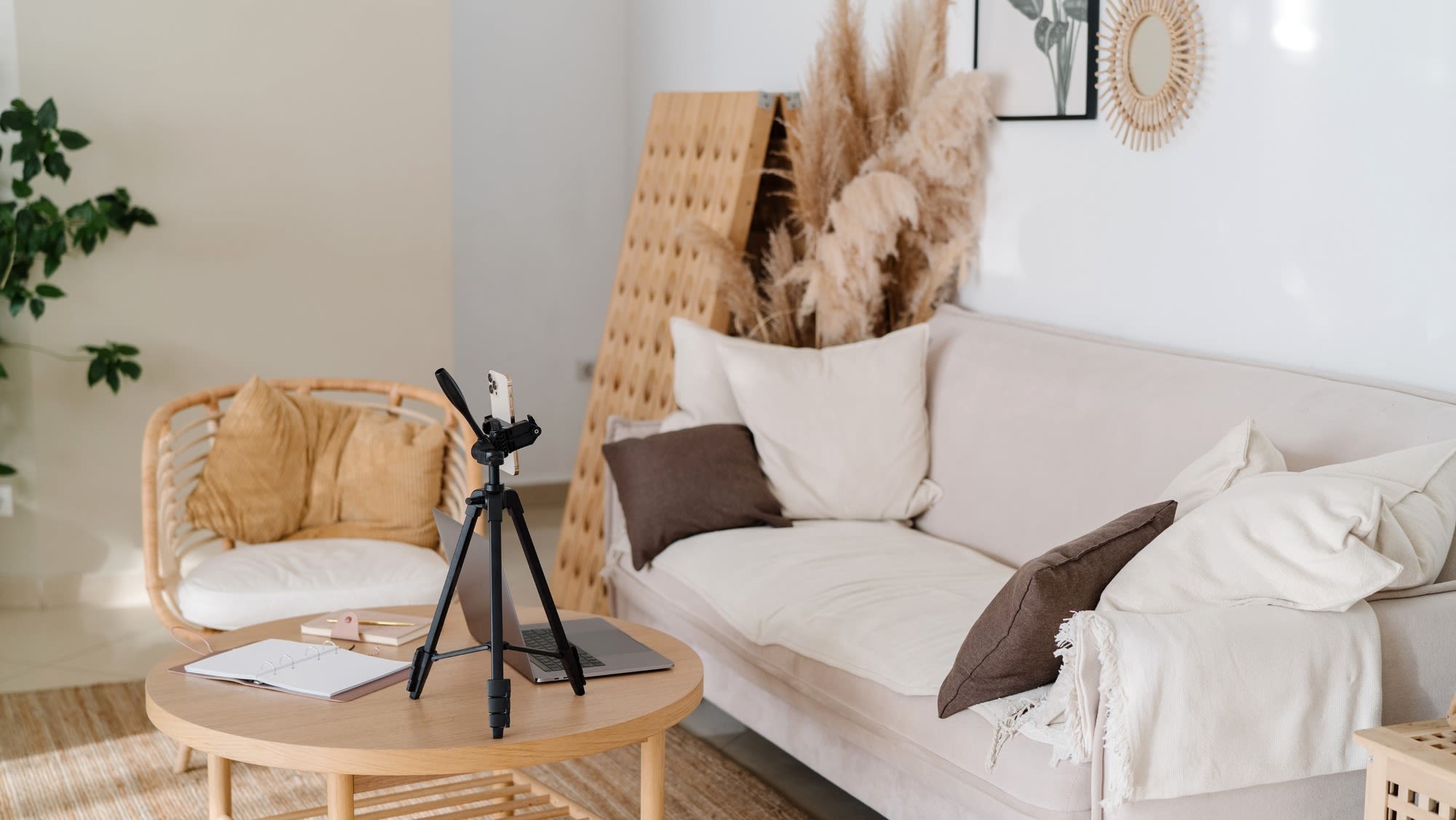Styled Stock Society Entrepreneur Workspace 9