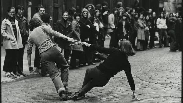 05dancer-in-nyc-1-articleLarge