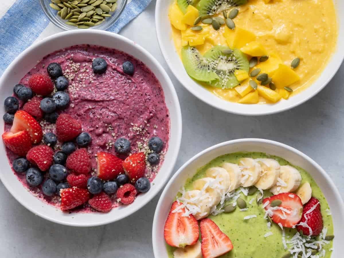 Smoothie-Bowls-3-ways-10