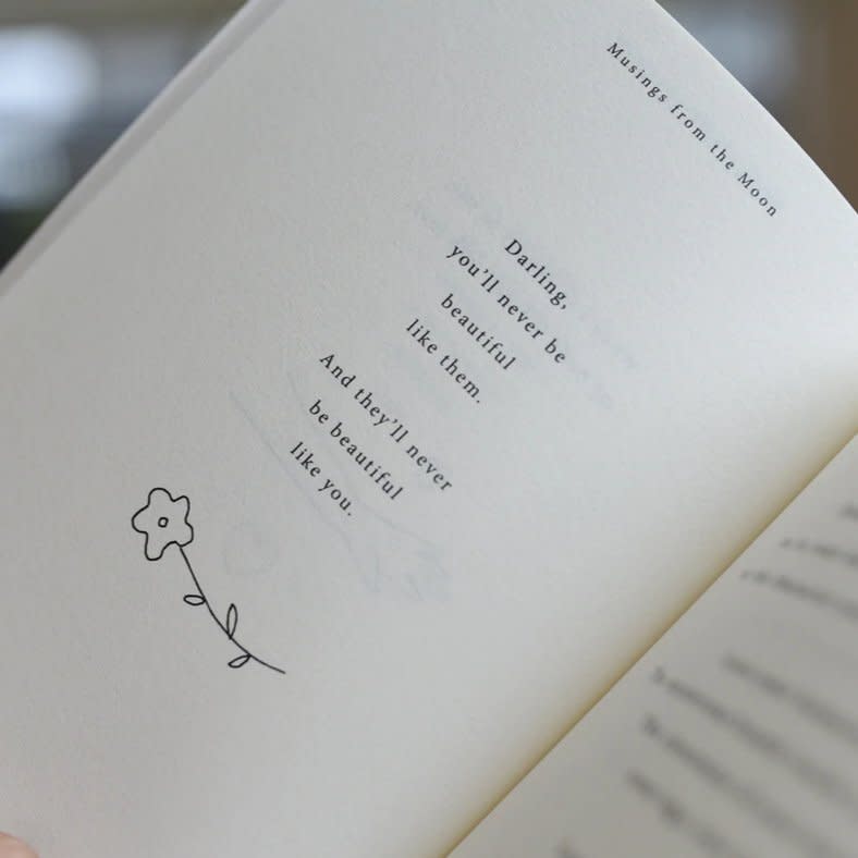 bundle-of-poetry-books-clearance-237131_2048x
