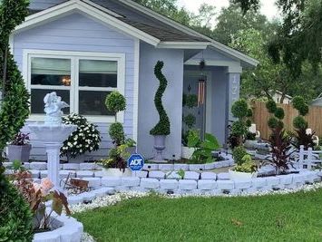 scissorland-home-where-edward-scissorhands-filmed-now-free-museum-screenings-to-come