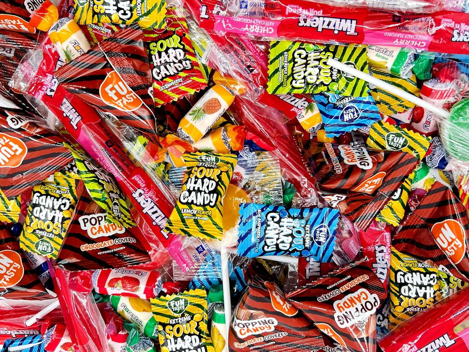 Halloween-Candy-Assortment-Extreme-Sour-Mix-Chocolate-Popping-Rocks-Fruit-Taffies-Tutti-Frutti-Pops-Variety-Pack-2-5-Pounds-About-200-Count_2c563ec3-d302-46ba-9b24-e4cdb74e6e87