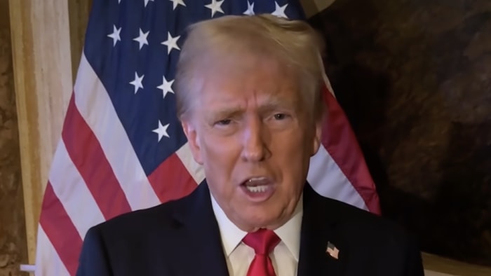 Donald-Trump-qwnnafw1hfdli2c5tl7xfgskfy2su9bbgjs8nuctjc