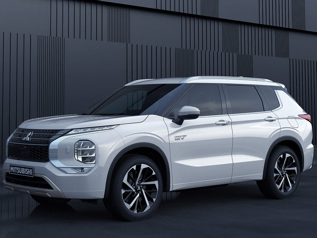Mitsubishi Outlander 2