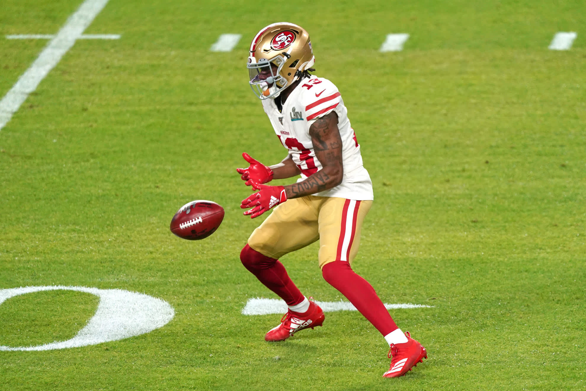 NFL player drops the ball