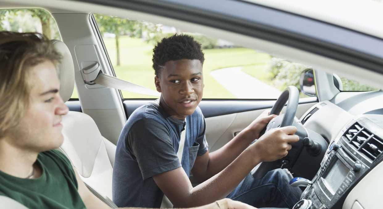 what is the best age to get your first car