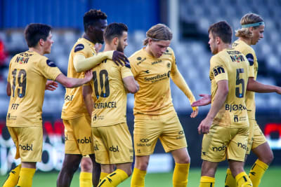 Bodo Glimt Ac Milan For 25 Ar Siden Senket De Ac Milan Na Er Rbk Heltene Uenige Om Glimt Sine Sjanser